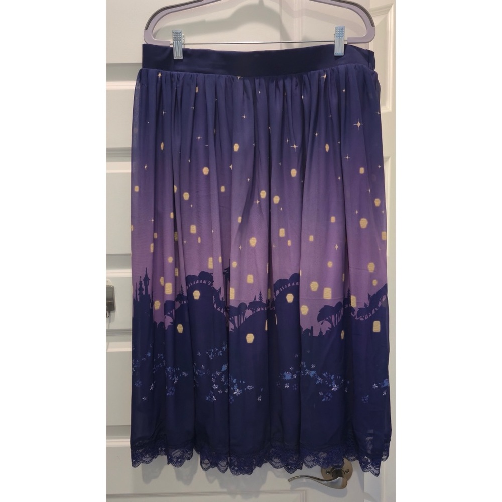 Disney Hot Topic Rapunzel Tangled Lantern Elegant Purple and Gold Women's Skirt